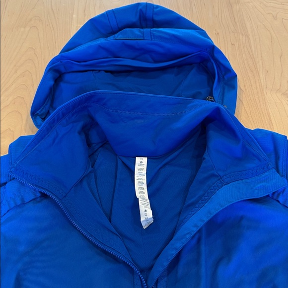 Lululemon Blue Running Hooded Running Jacket size 10 - Picture 8 of 15